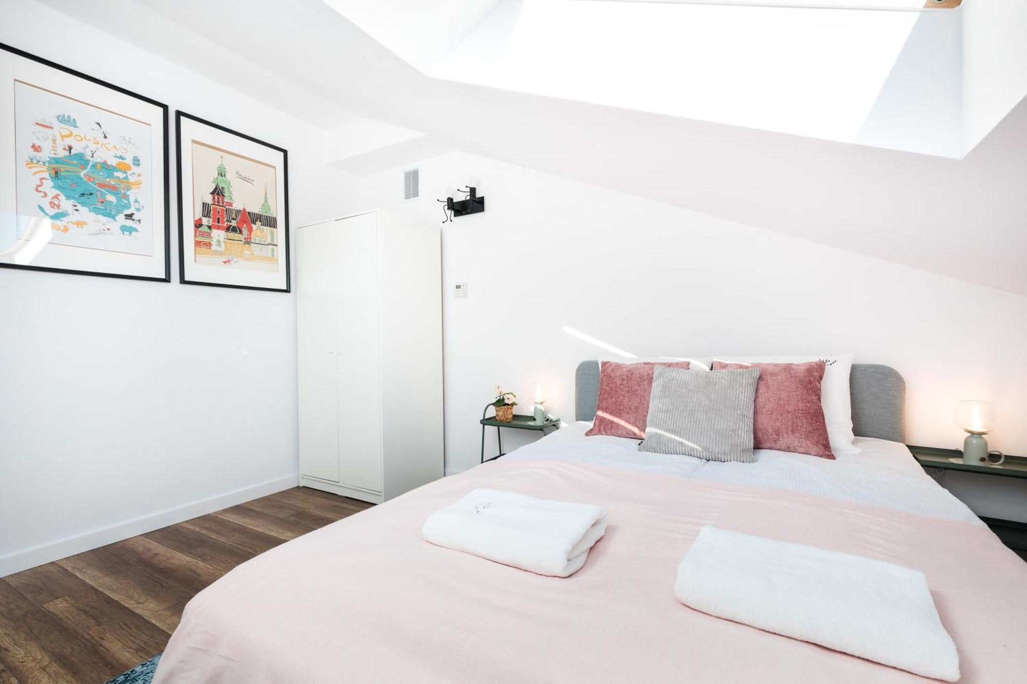 Krakow Trailside Apartments - By Upstairs Exterior foto
